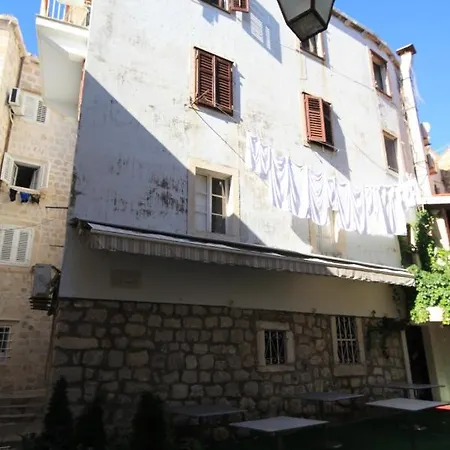 By The Sea - 8552 Дубровник