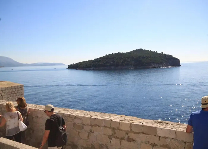 Διαμέρισμα By The Sea - 8552